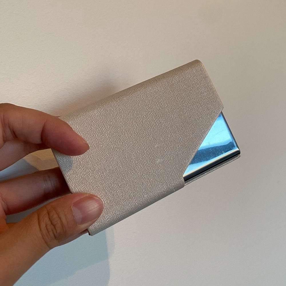 Business card holder